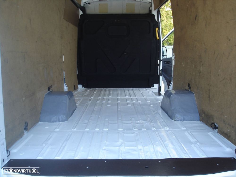 Ford Transit - 20
