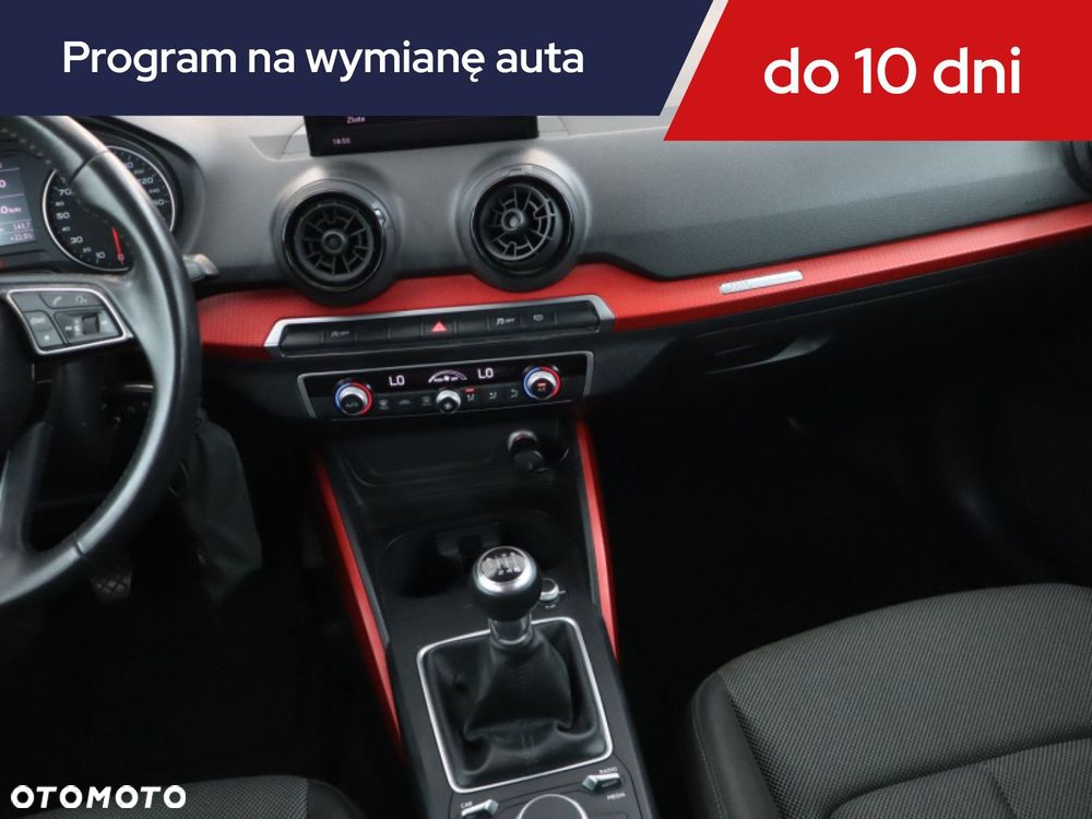 Audi Q2 - 10