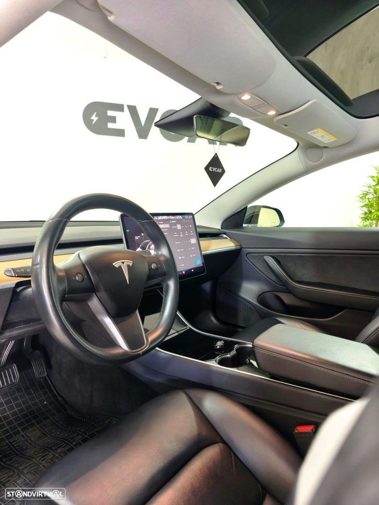 Tesla Model 3 Standard Range Plus RWD - 18