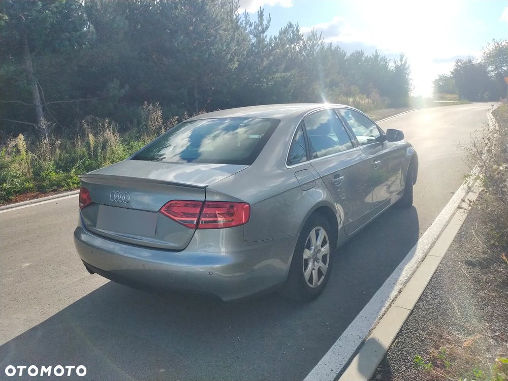Audi A4 - 4