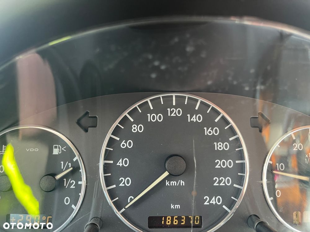 Mercedes-Benz ML - 11