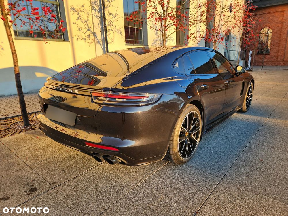 Porsche Panamera Turbo - 7