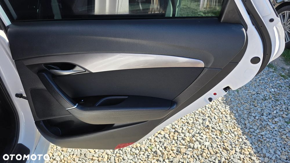 Hyundai i40 i40cw 1.6 Fifa World Cup Edition - 17