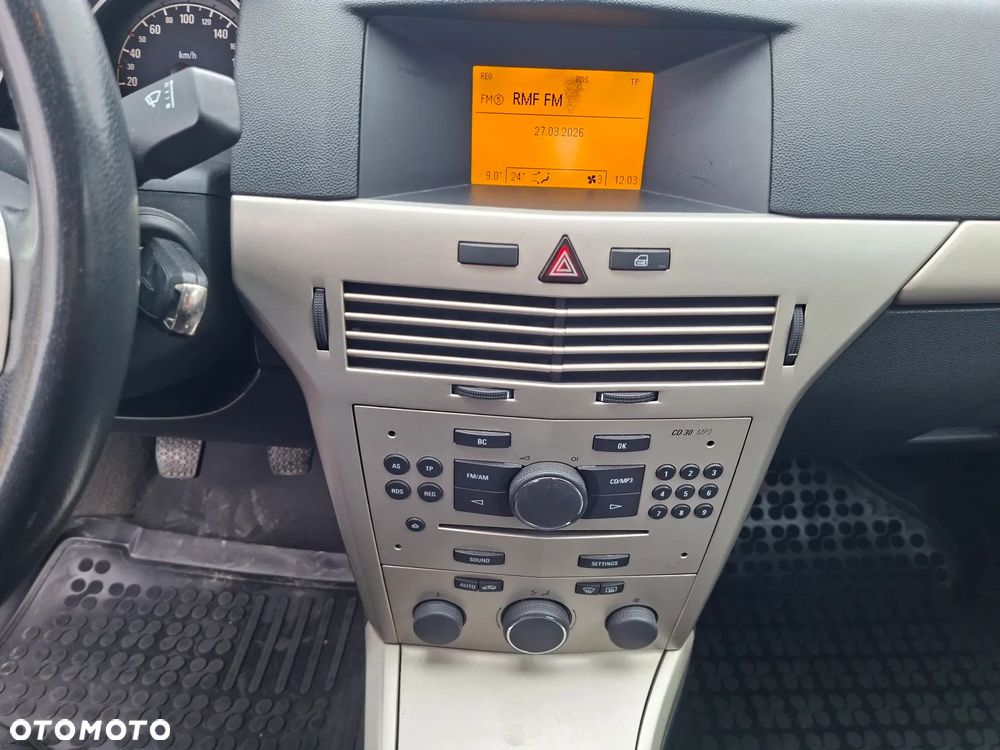 Opel Astra 1.9 CDTI Enjoy - 10