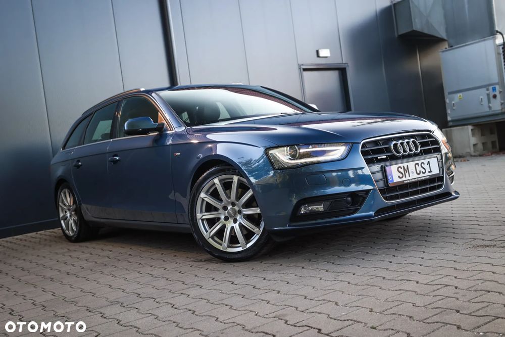 Audi A4 Avant 2.0 TDI DPF clean diesel quattro S tronic S line Sportpaket - 2
