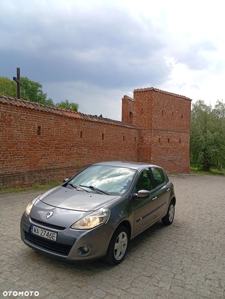 Renault Clio 1.2 16V All Inclusive - 15