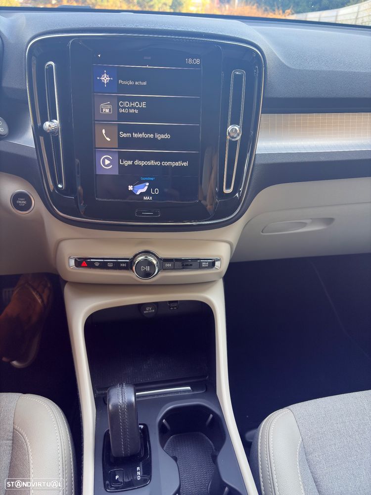 Volvo XC 40 2.0 D3 Momentum Plus Geartronic - 15
