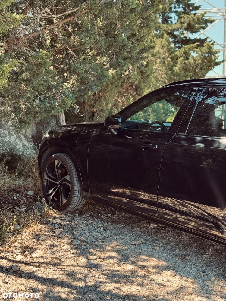 Volvo XC 90 T8 AWD Plug-In Hybrid R-Design 7os - 8
