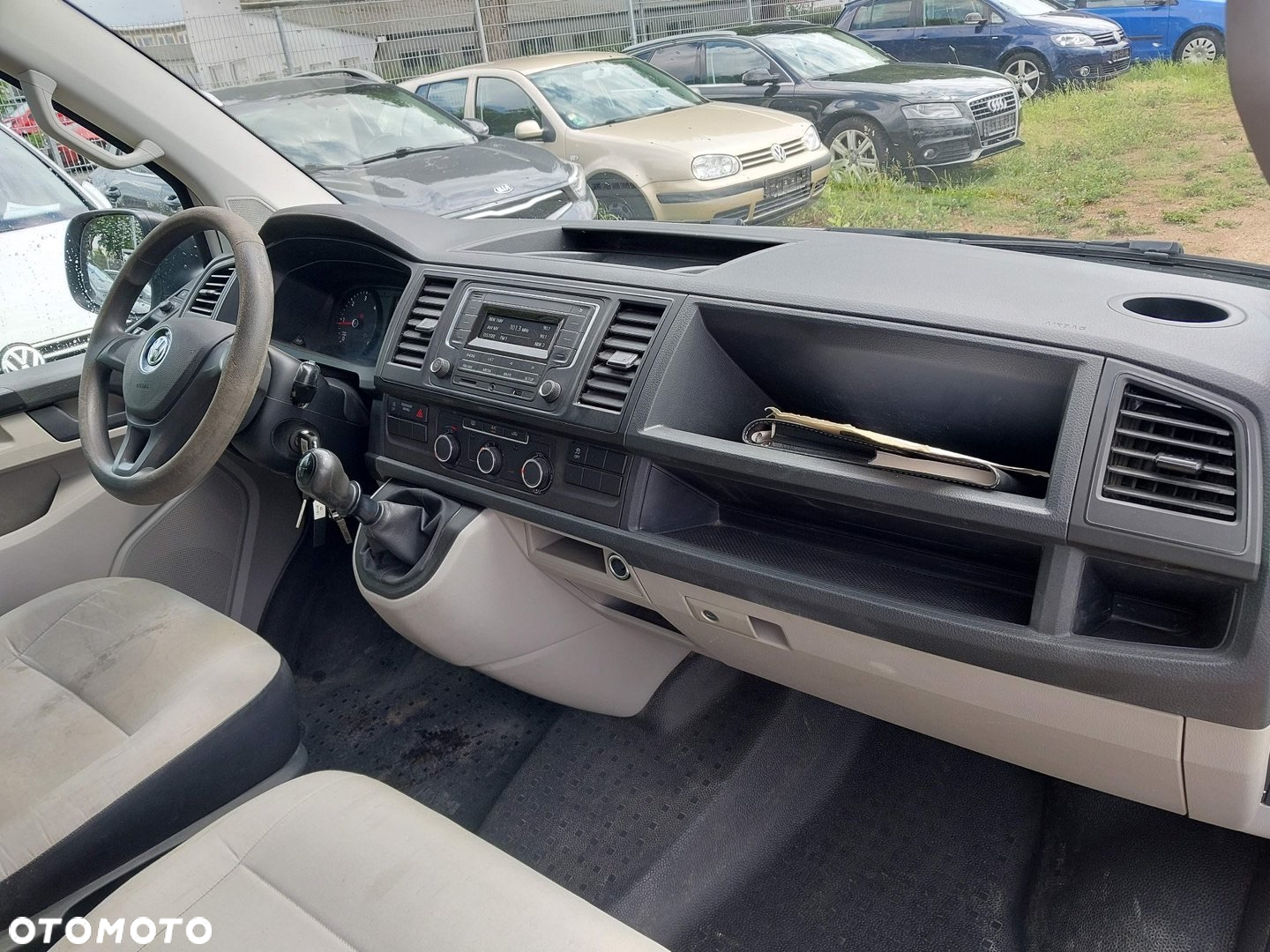 Volkswagen Transporter - 14