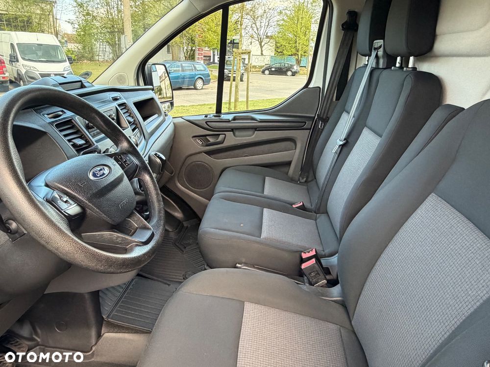 Ford Transit Custom - 21