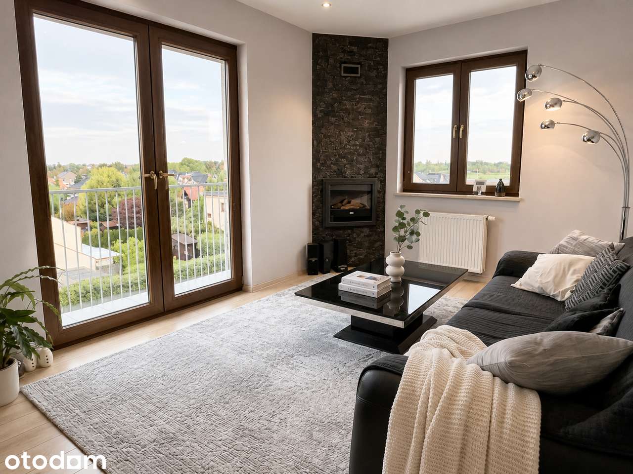 4M | 3 pokoje| osobna kuchnia| 2 mca w garażu | Jagodno | balkon