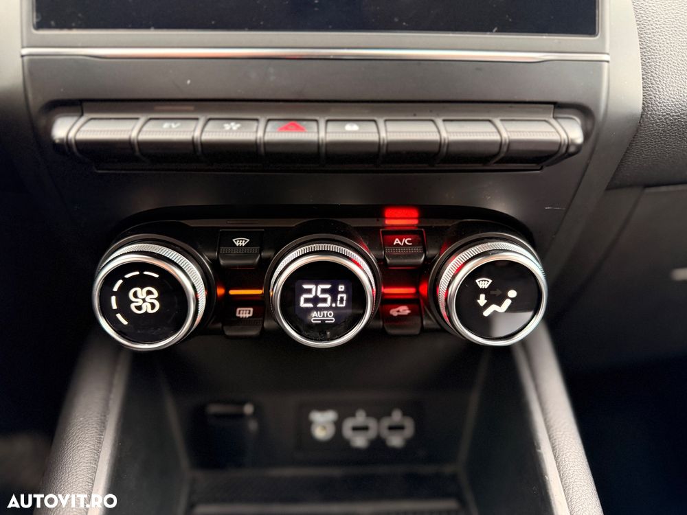 Renault Captur Intens - 9