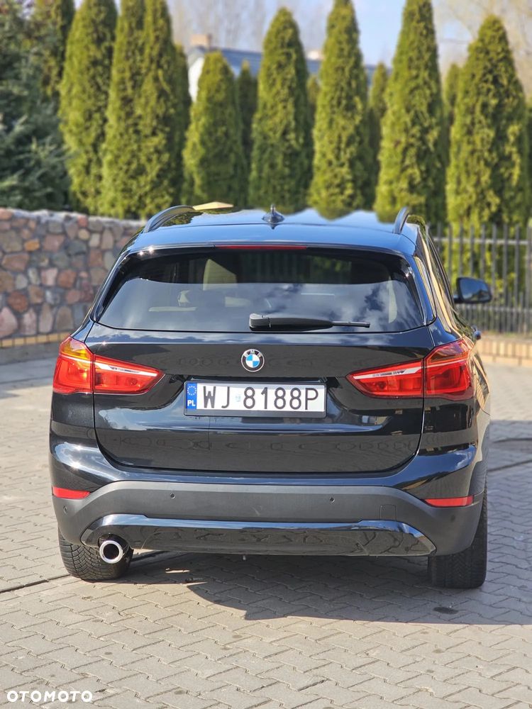 BMW X1 sDrive18i - 3
