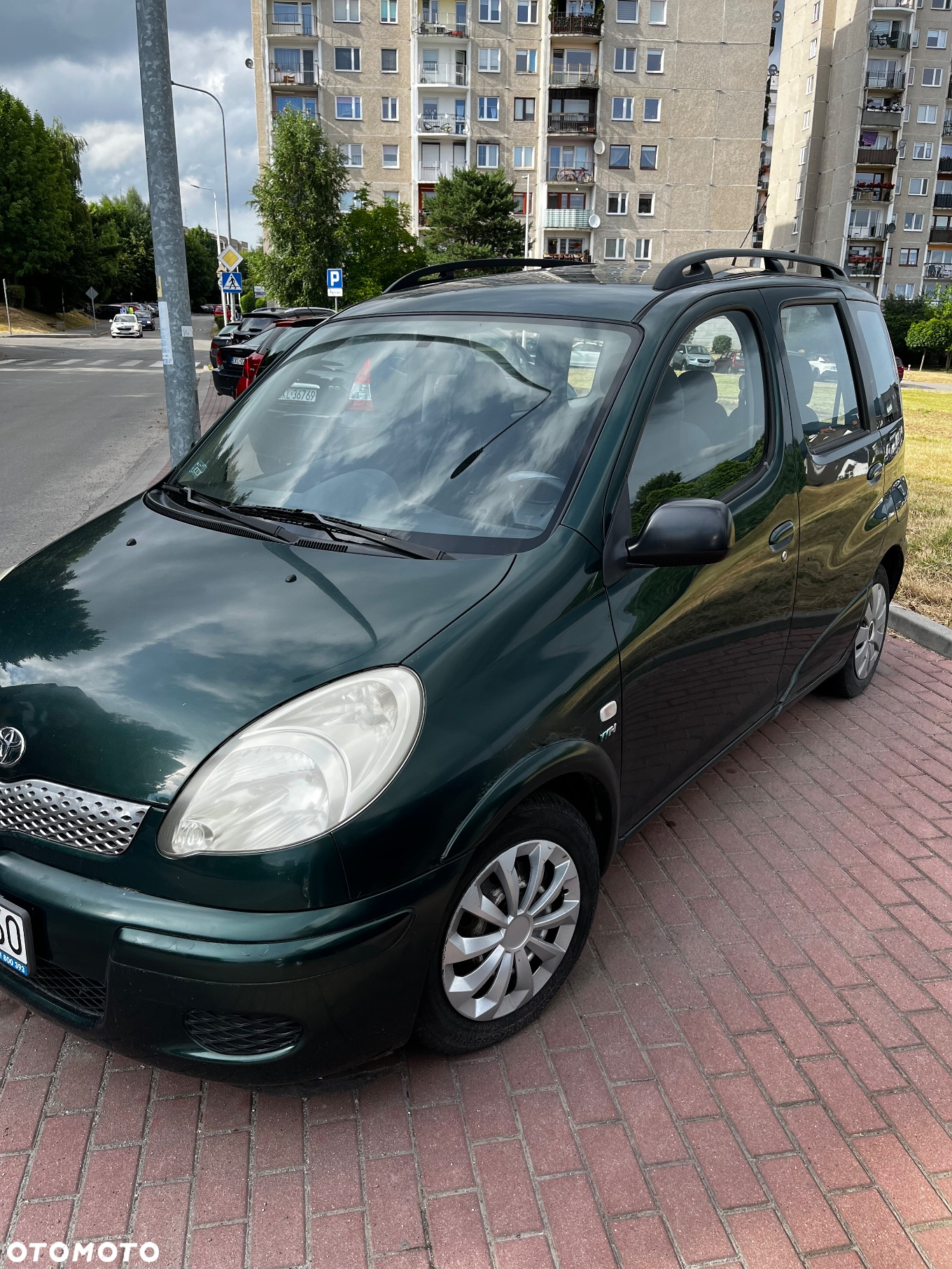 Toyota Yaris Verso 1.5 Sol - 2