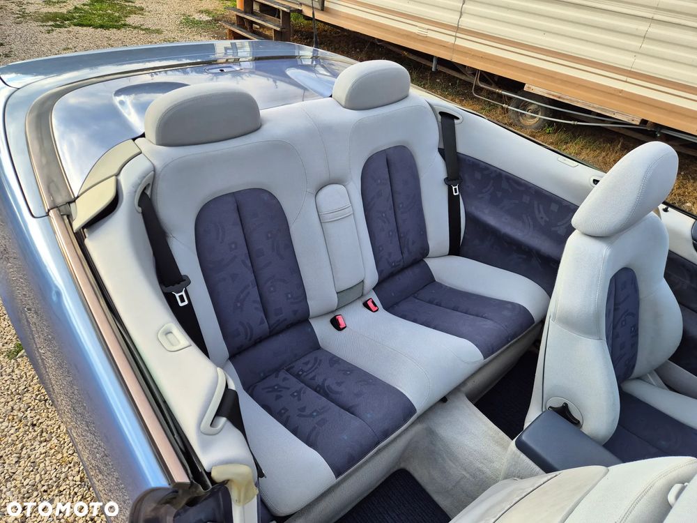 Mercedes-Benz CLK - 21