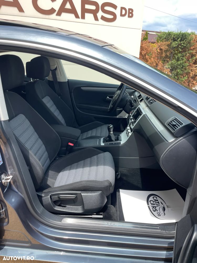 Volkswagen Passat CC 2.0 TDI - 23