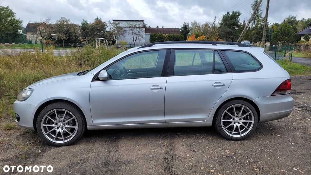 Volkswagen Golf - 4