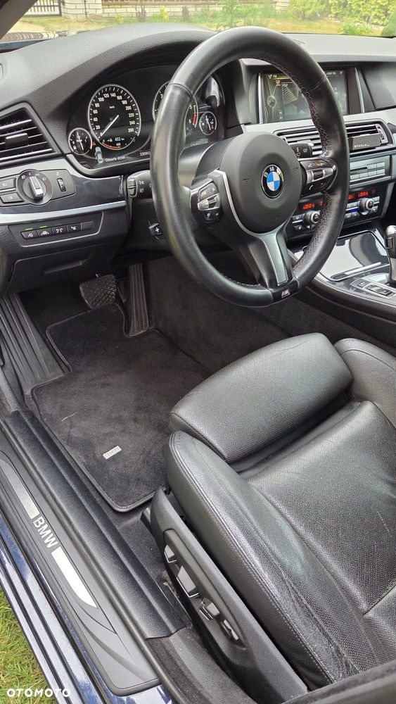 BMW Seria 5 525d - 10