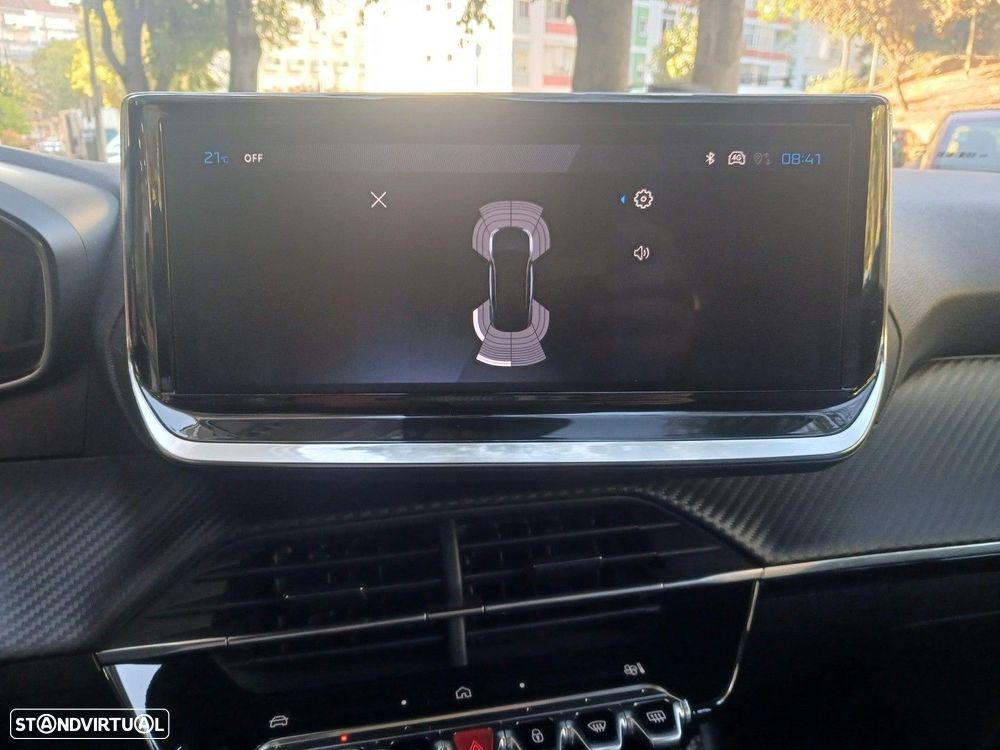 Peugeot 2008 1.2 Hybrid Allure e-DCS6 - 18