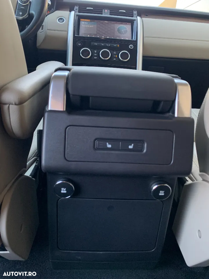 Land Rover Discovery 2.0 L SD4 - 16