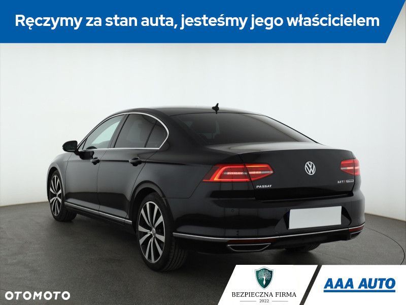 Volkswagen Passat - 6