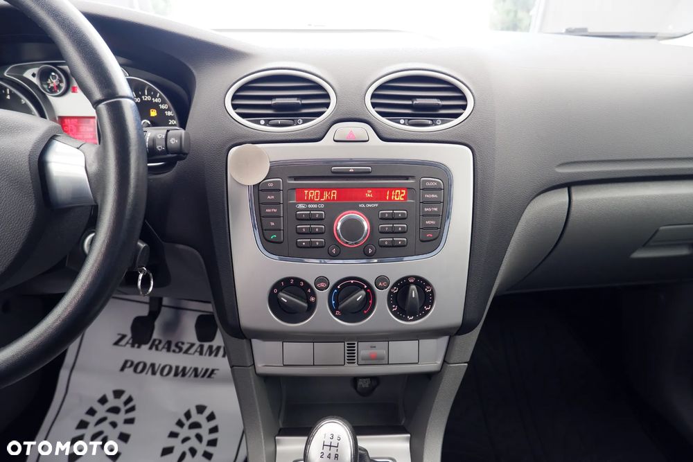 Ford Focus - 12