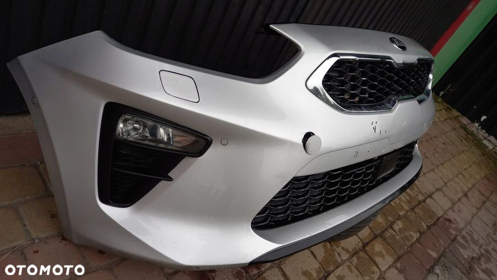 ZDERZAK PRZÓD PRZEDNI KIA CEED III KCS kpl 6xPDC spryskiwacze - 2