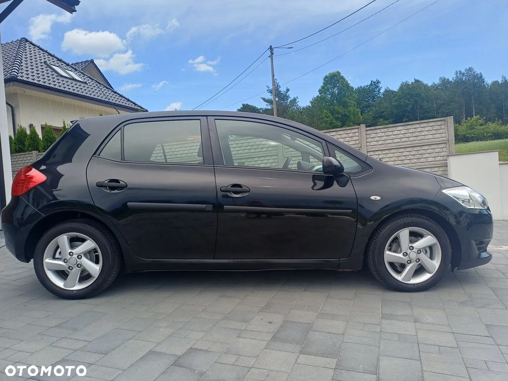 Toyota Auris 1.4 D-4D Terra - 6