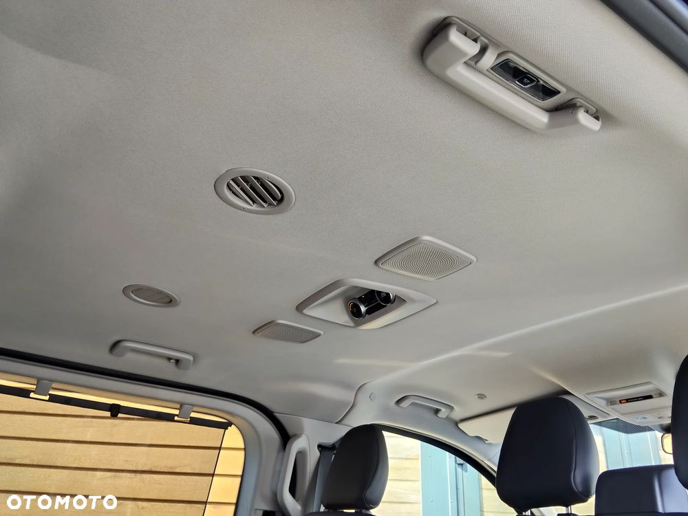 Ford Tourneo Custom 320 L1H1 VA Autm Titanium - 31