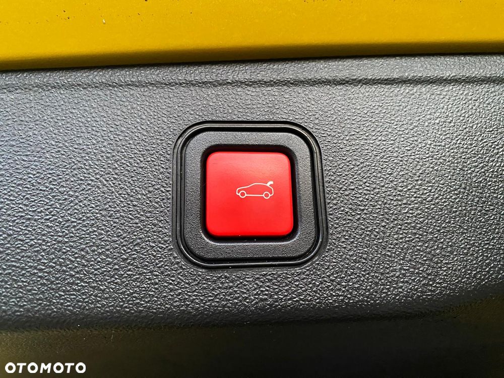 Jeep Avenger 54kWh Summit - 13