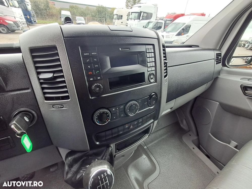 Volkswagen crafter furgon 2.0 tdi 136cp manual - 21