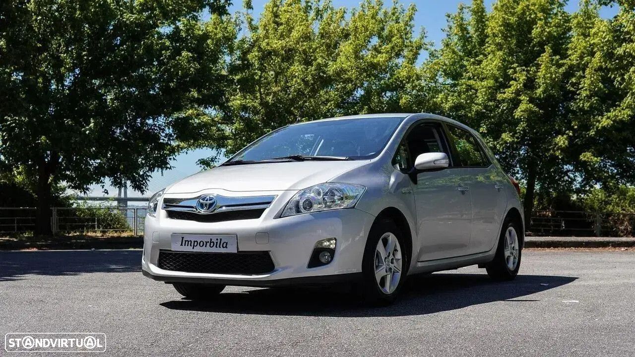 Toyota Auris - 1