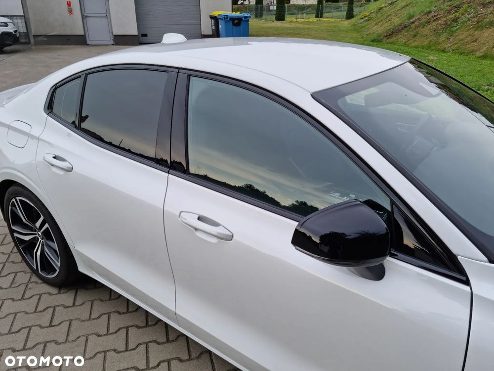 Volvo S60 T4 R-Design - 9
