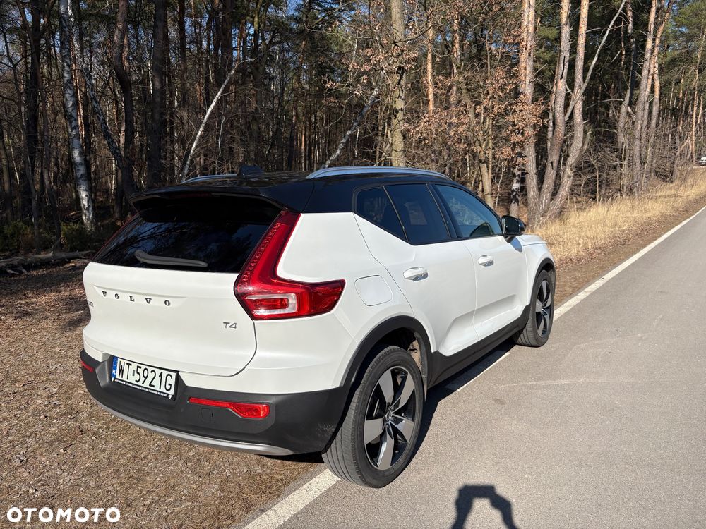 Volvo XC 40 T4 R-Design - 8