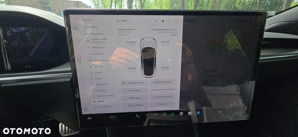 Tesla Model S - 18