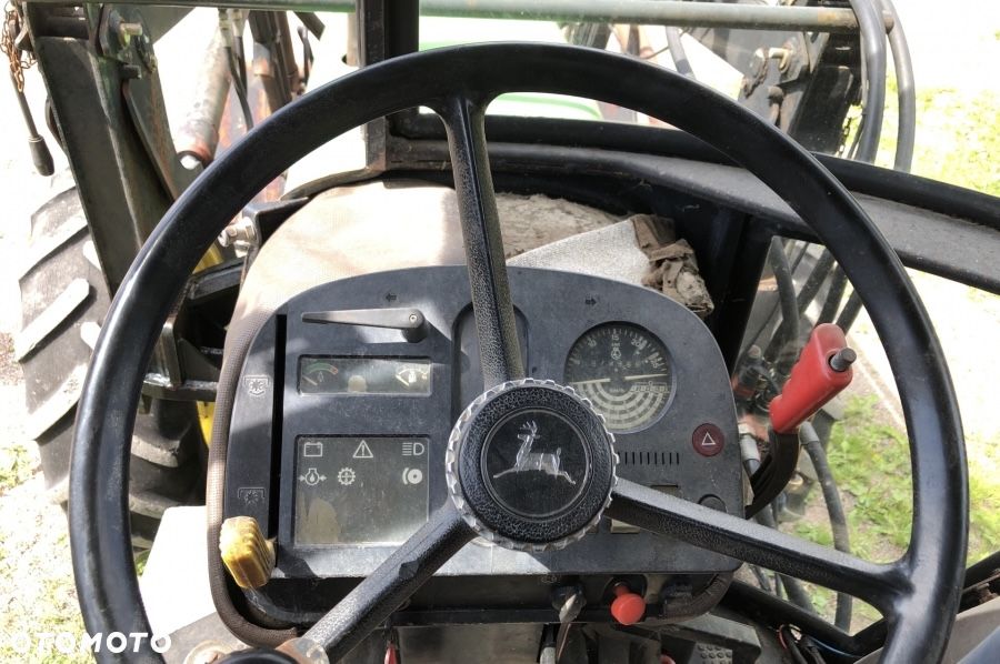 John Deere 2040 - 12