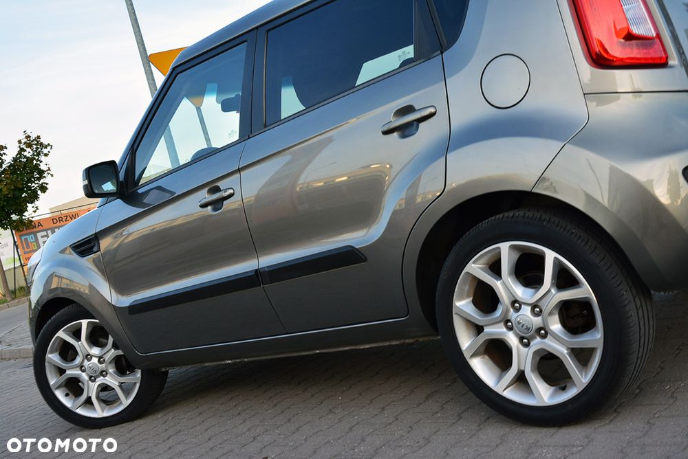Kia Soul 1.6 CRDi XL EU5 - 28