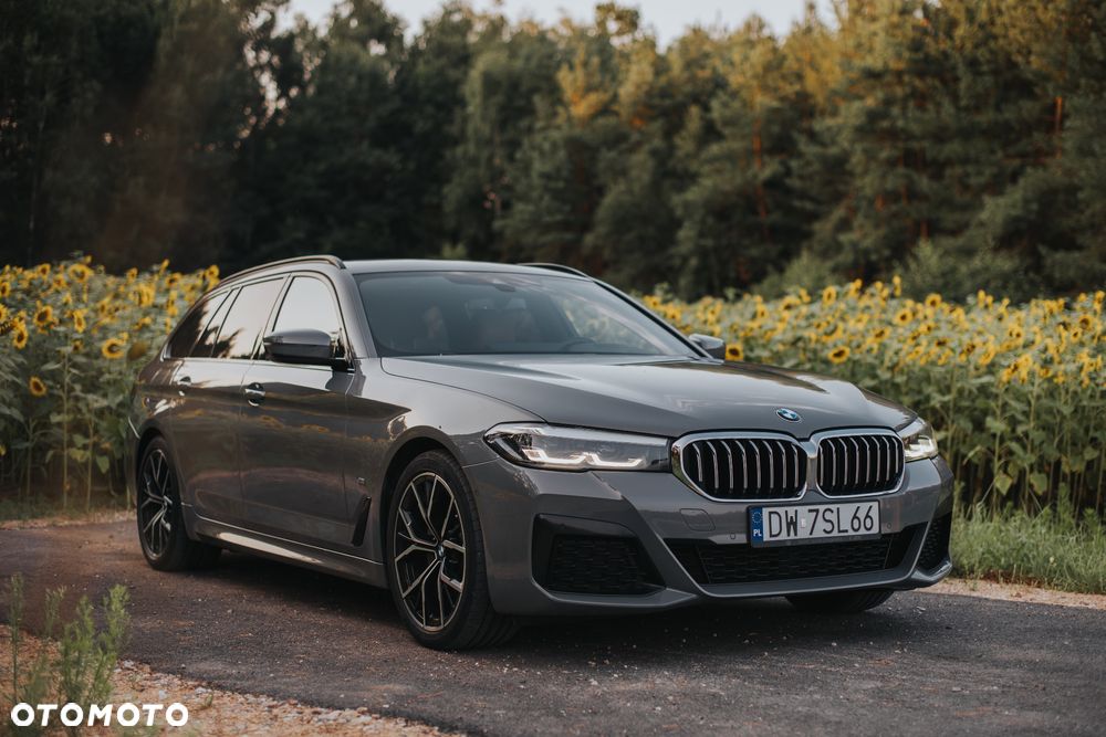 BMW Seria 5 520i - 28