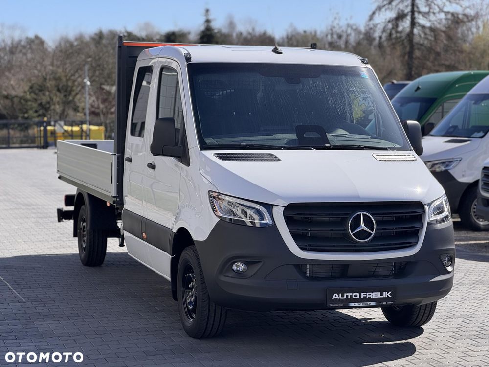 Mercedes-Benz Sprinter - 2