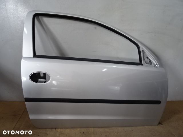 DRZWI PRAWY PRZÓD PRAWE PRZEDNIE OPEL CORSA C HB 3D LAK: Z157 NR1115 - 1
