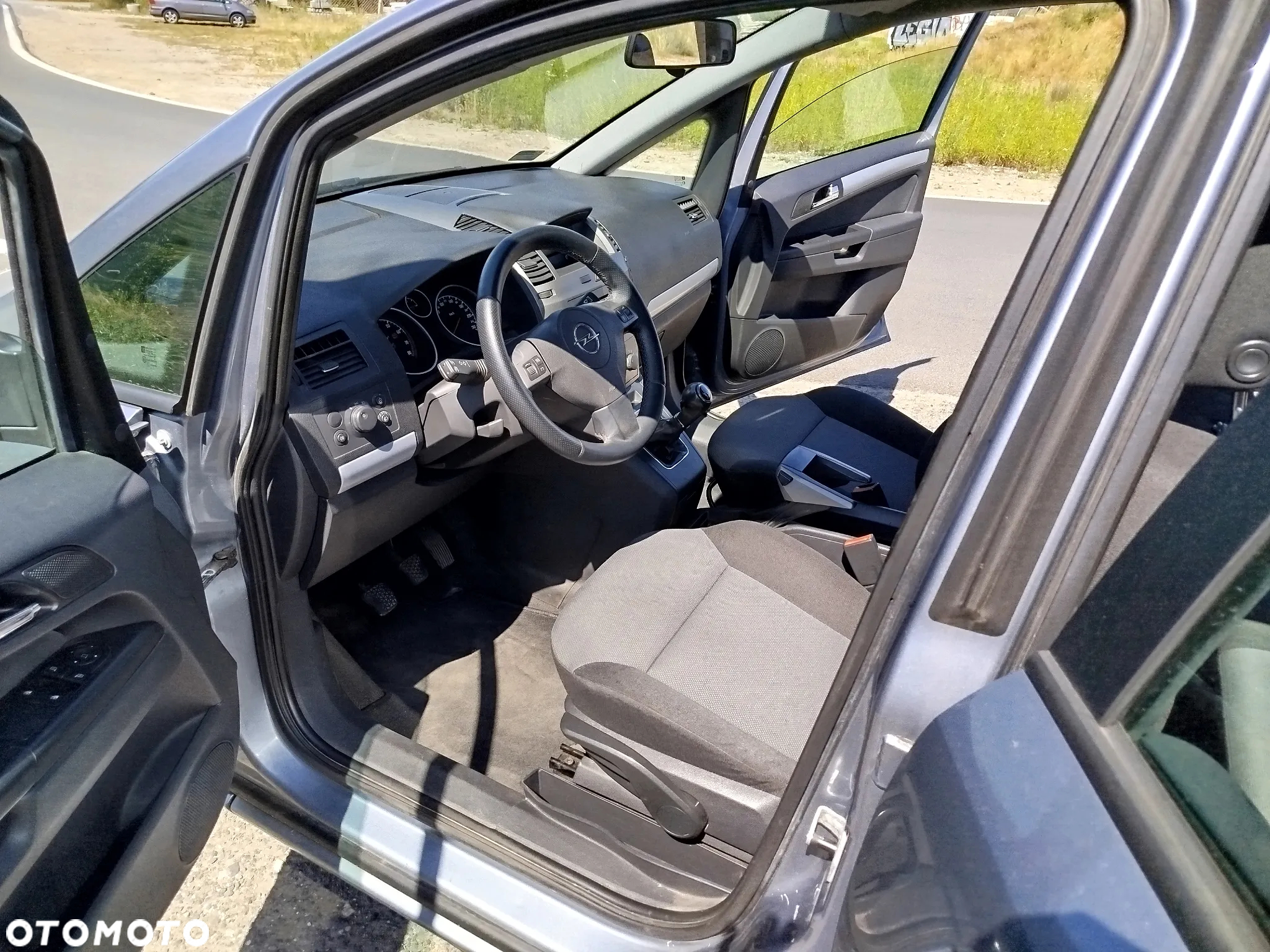Opel Zafira 2.2 Edition - 19