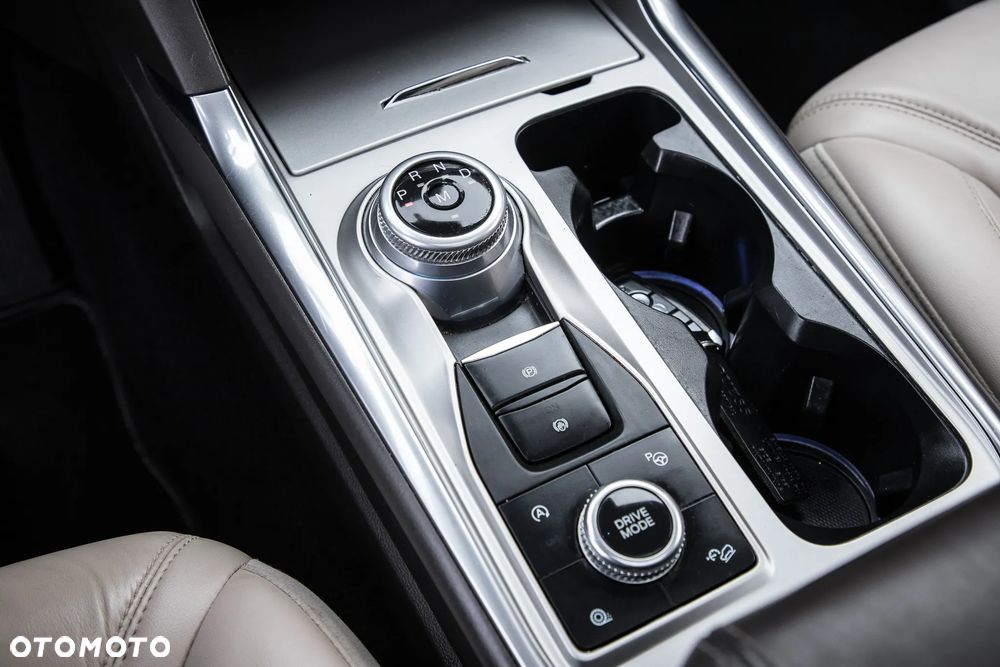 Ford Explorer - 23