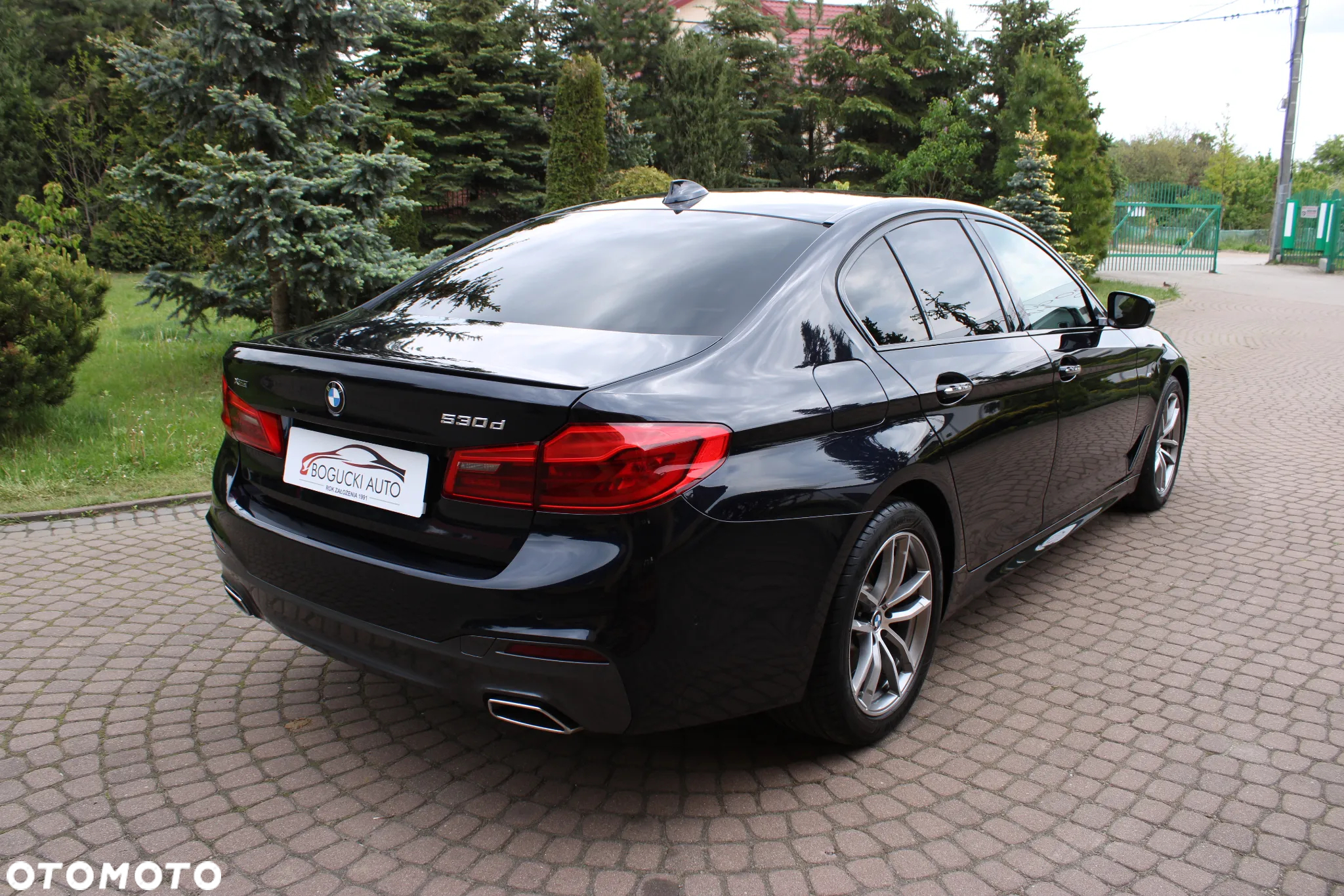BMW Seria 5 530d xDrive M Sport sport - 9