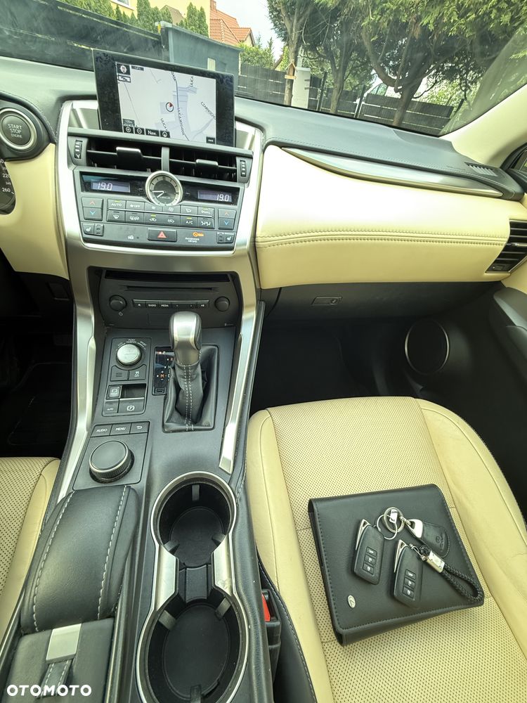Lexus NX 200t Prestige AWD - 17