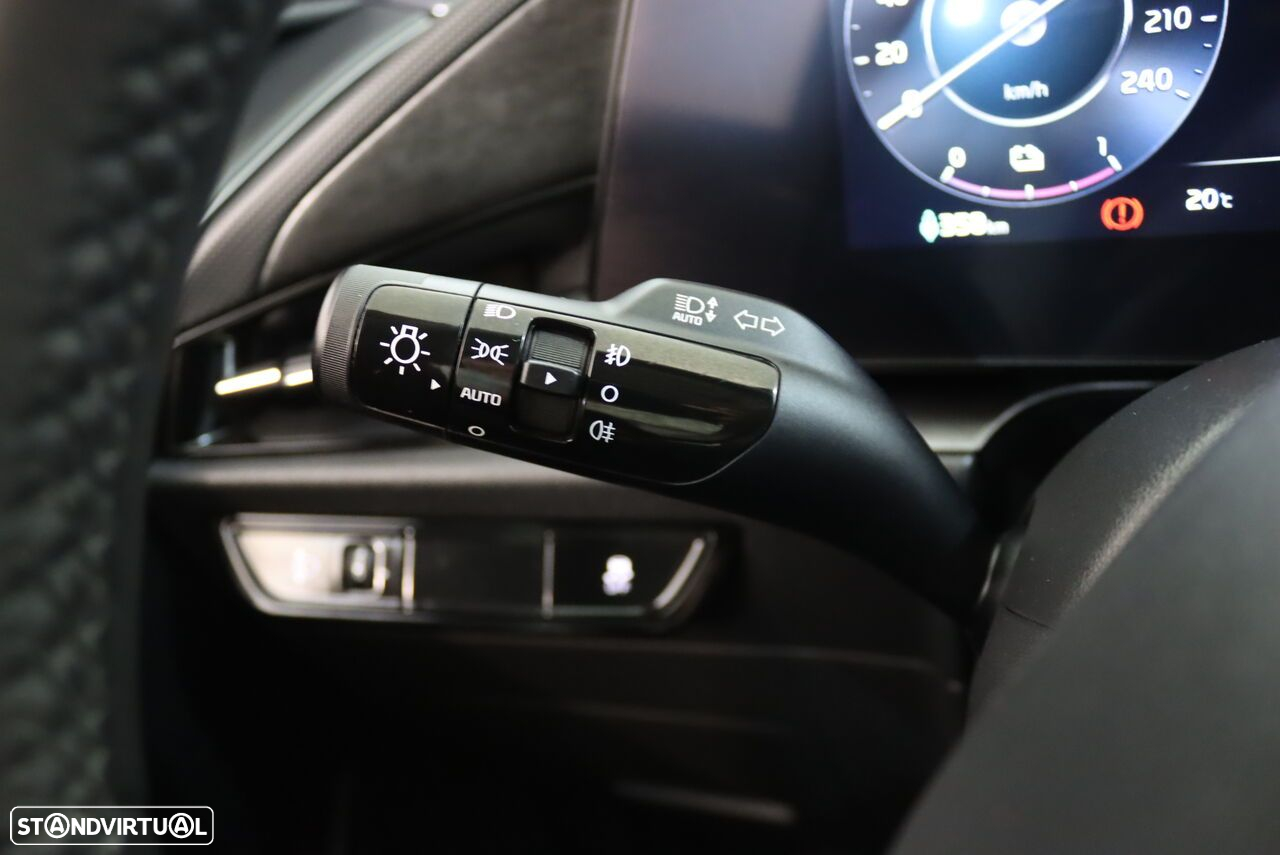 Kia Niro EV 64kWh Drive - 13