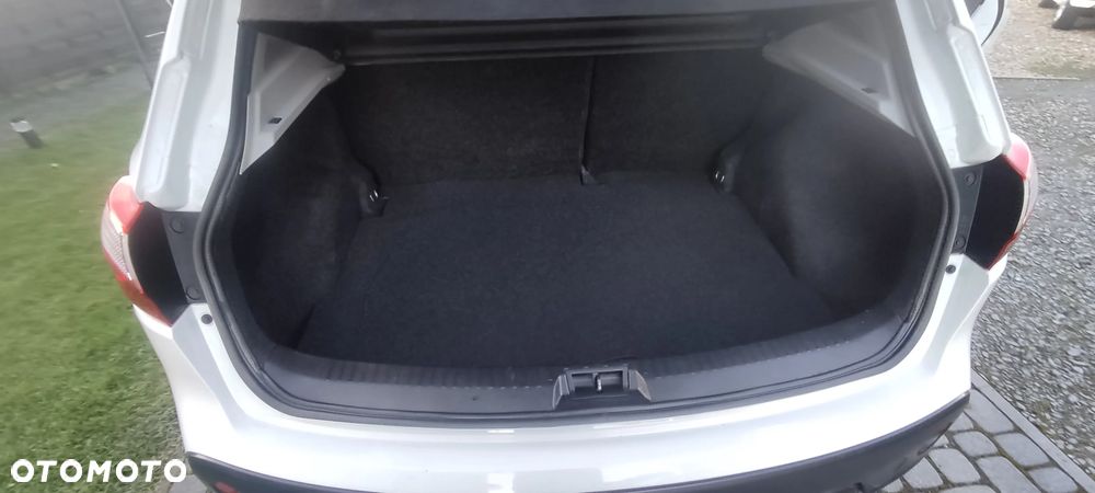 Nissan Qashqai 2.0 4 x 4 tekna - 18