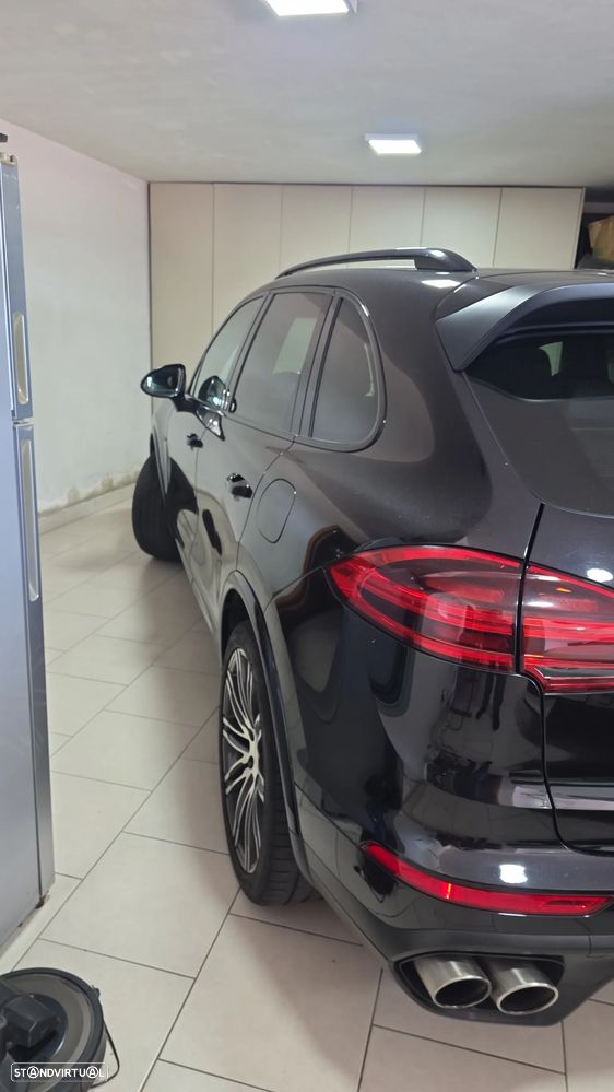 Porsche Cayenne S - 6