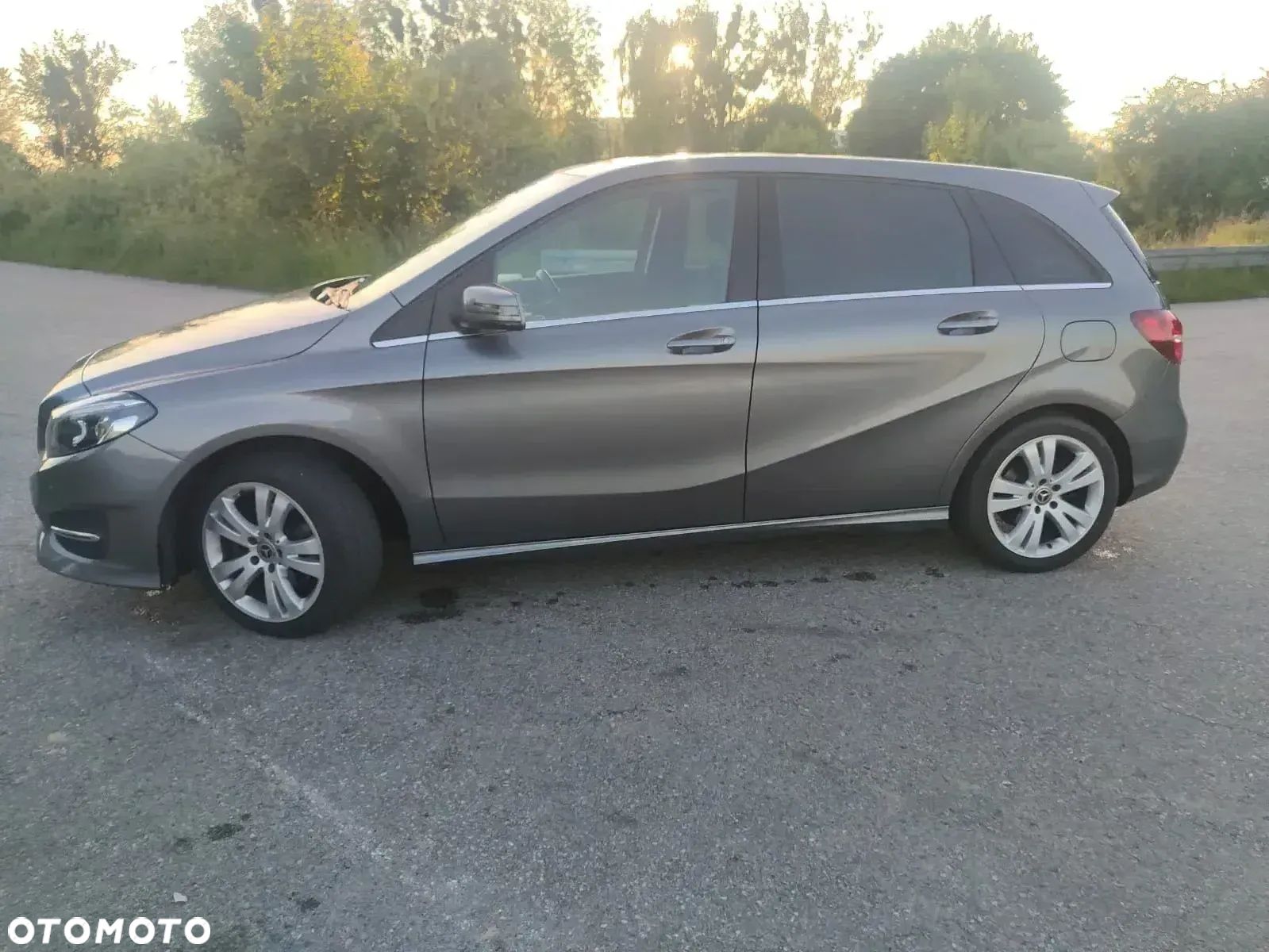 Mercedes-Benz Klasa B 200 (CDI) d - 1