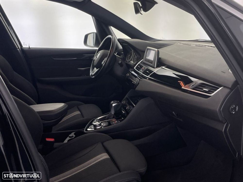 BMW 216 Active Tourer d Auto - 23