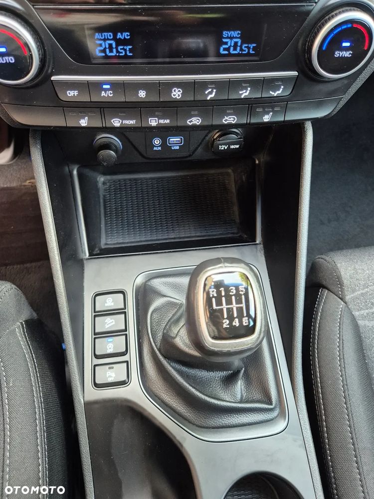 Hyundai Tucson - 24